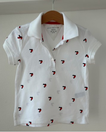 Triko dětské Tommy Hilfiger bílé se srdíčky